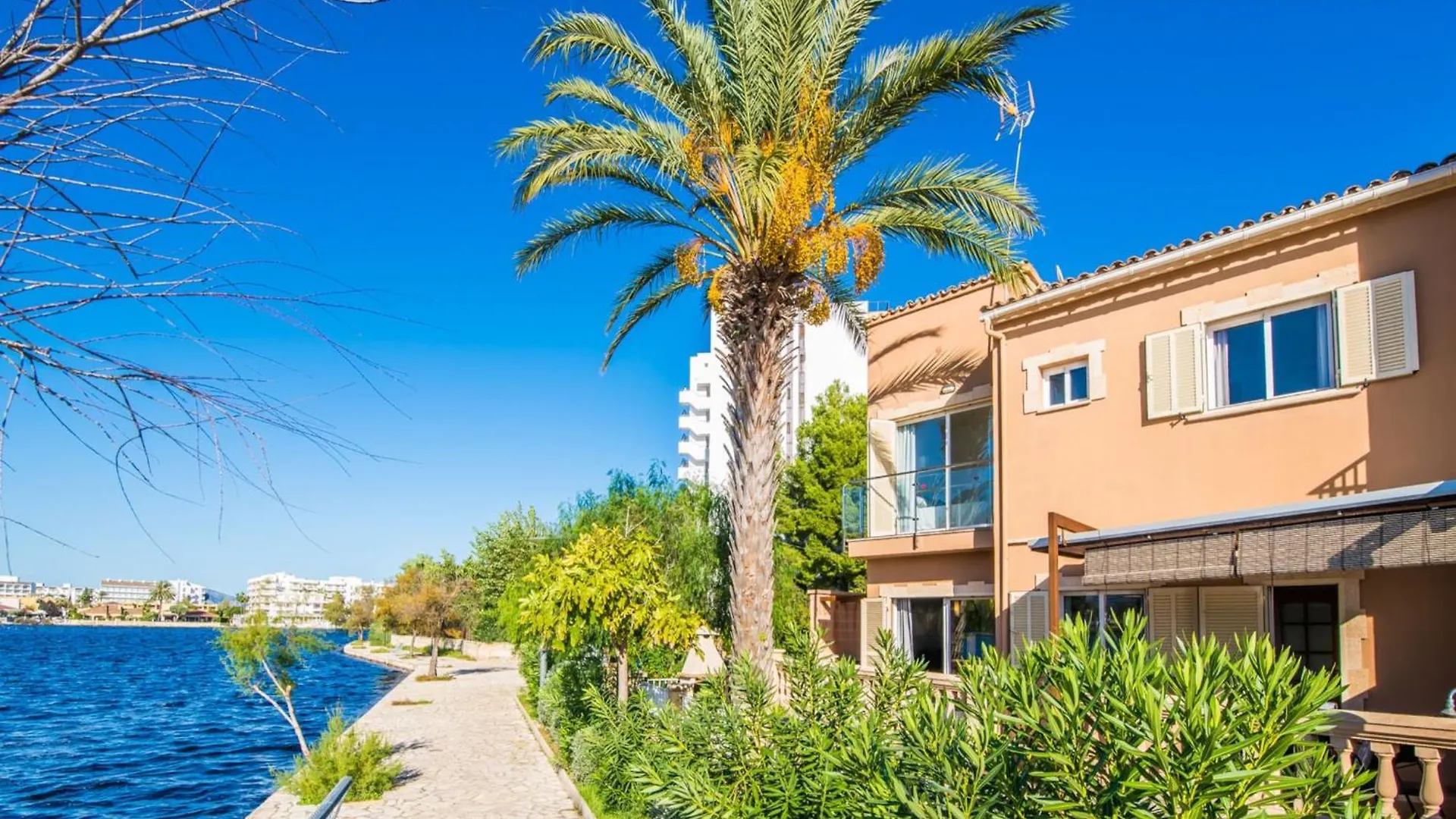 2 Bedroom Holiday Home In Alcudia Испания